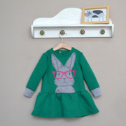 Платье «Кролик Хипстер» (цвет зеленый)