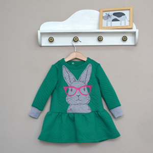 Платье "Кролик Хипстер" (цвет зеленый)